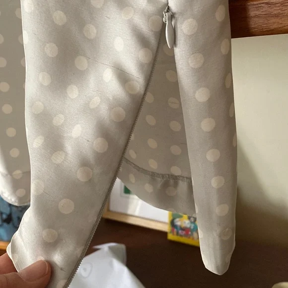 J Crew silk shantung scoop neck sleeveless shirt. Very Jackie O style. - Picture 6 of 7